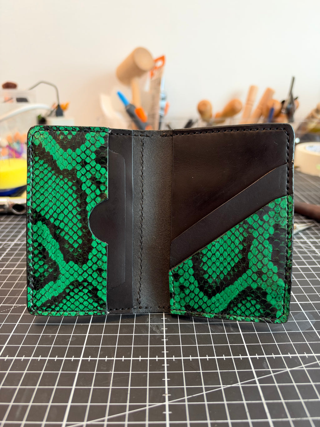 Snake wallet - green